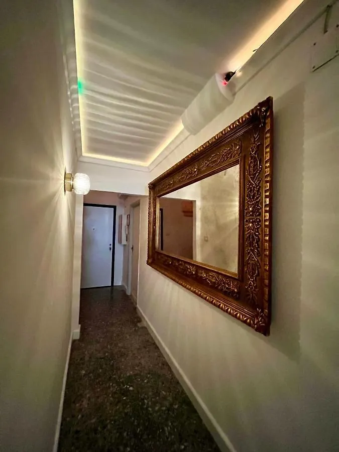 Shalom Portici Hotel Guest house