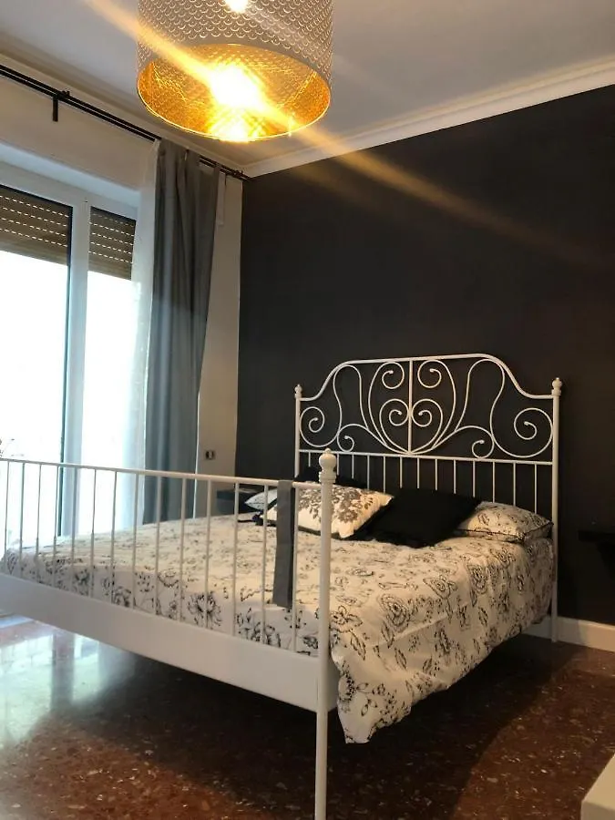 Shalom Portici Hotel 0*,