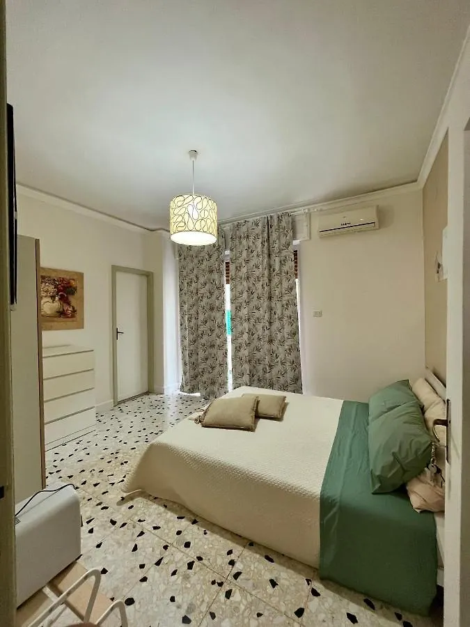 Shalom Portici Hotel Guest house